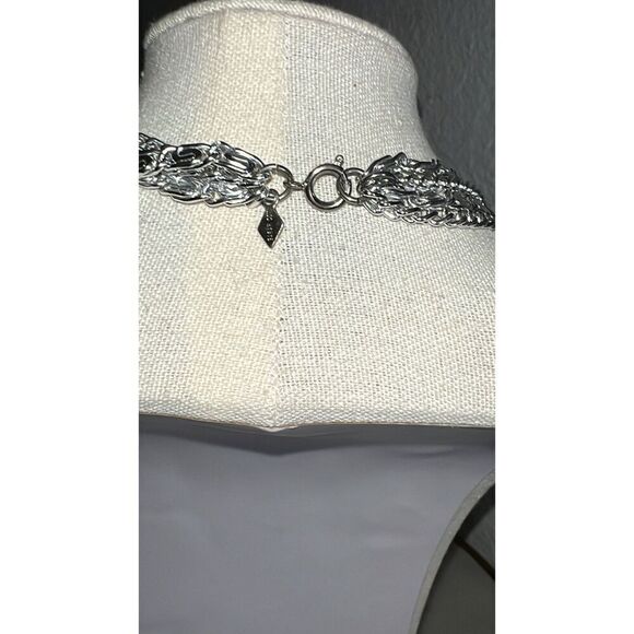 Vintage Sarah Coventry necklace EUC marked silver tone 4 strands - Picture 3 of 4